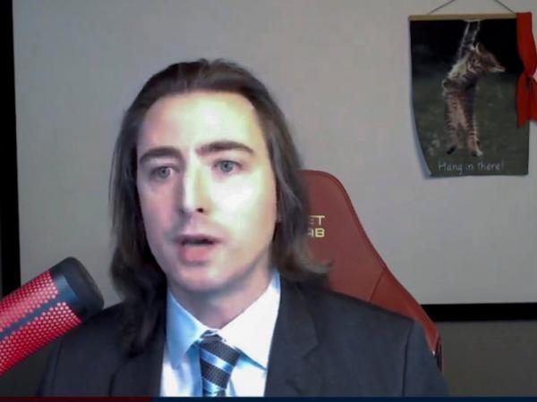 BBC Mundo: Keith Gill en su audiencia ante el Comité de Servicios Financieros de la Cámara de Representantes de EE.UU.