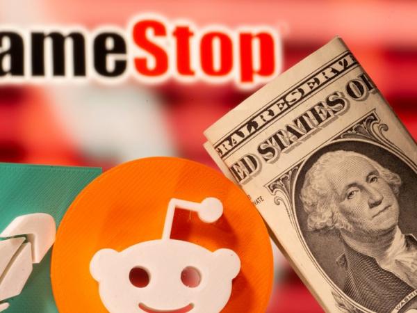 BBC Mundo: Montaje con los logos de GameStop y Reddit y dólares