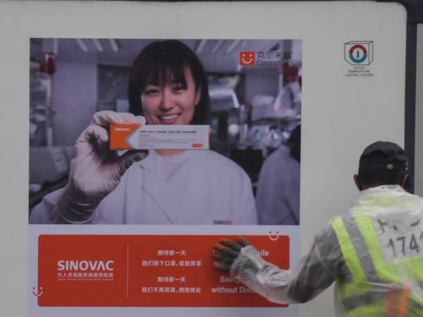 BBC Mundo: contenedor con vacuna de Sinovac en Brasil