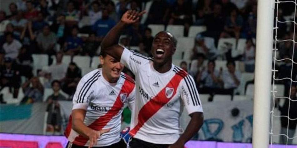 Eder &Aacute;lvarez Balanta se gan&oacute; un puesto en el equipo principal de River Plate. Jug&oacute; con el millonario desde 2013 hasta 2016 y actualmente est&aacute; en el Basilea.