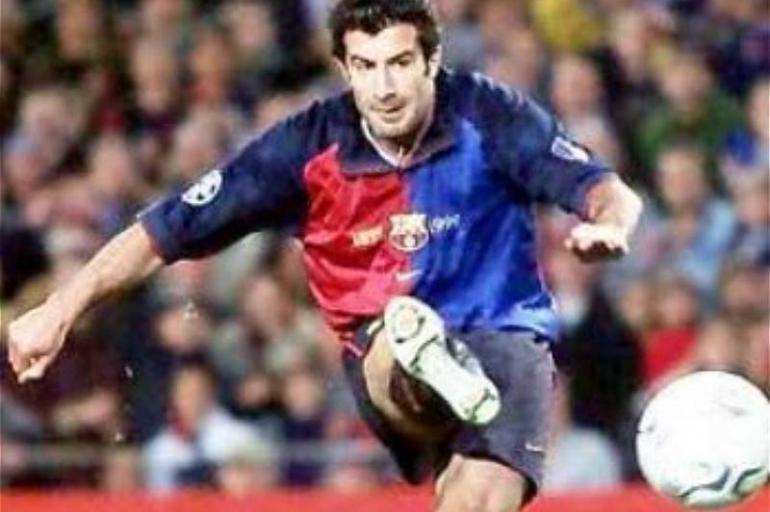 El delantero portugu&eacute;s, Luis Figo, jug&oacute; en el Barcelona de 1995 al 2000, a&ntilde;o en que pas&oacute; al Madrid. 2000 al 2005