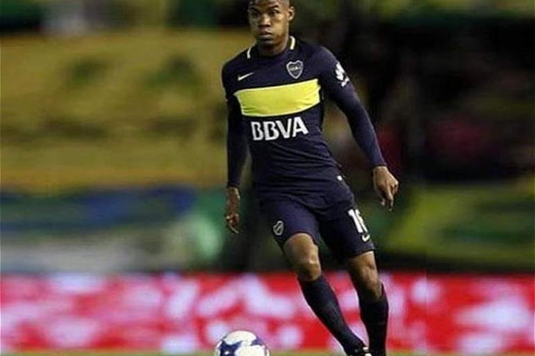 Wilmar Barrios, con 21 partidos jugados, fue uno de los jugadores m&aacute;s ovacionados por la hinchada, tras conseguir el t&iacute;tulo del Torneo Argentino 2016/17.