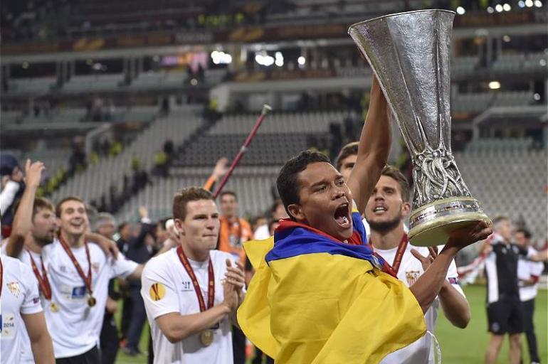 Bacca gan&oacute; la Europa League 2013/2014 con el Sevilla.