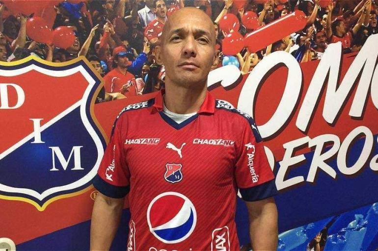 Fabio Martínez no es más el DT del Medellín.