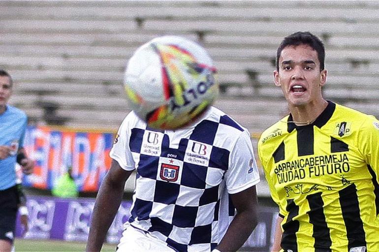 Felipe Aguilar, durante un partido con Alianza en la Liga.