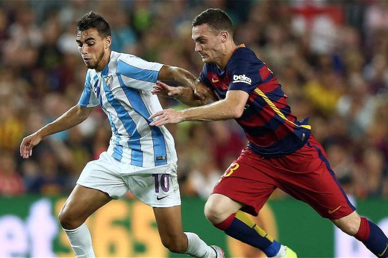 Vermaelen (der.) se perdió casi toda la temporada anterior por una lesión en su pierna derecha, pero ha tenido buenas actuaciones en estas primeras fechas de la Liga.