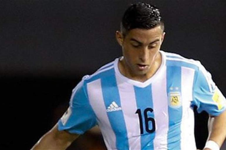 Ramiro Funes Mori, defensor de la selección de Argentina.