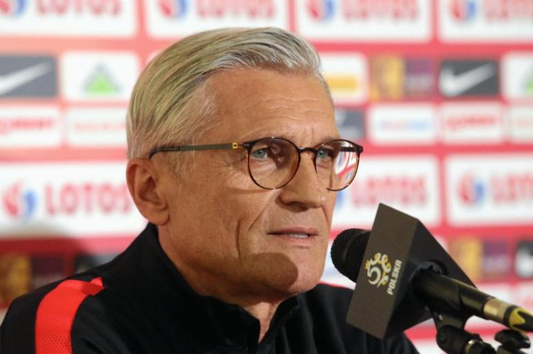 Técnicos mundialistas sin equipo