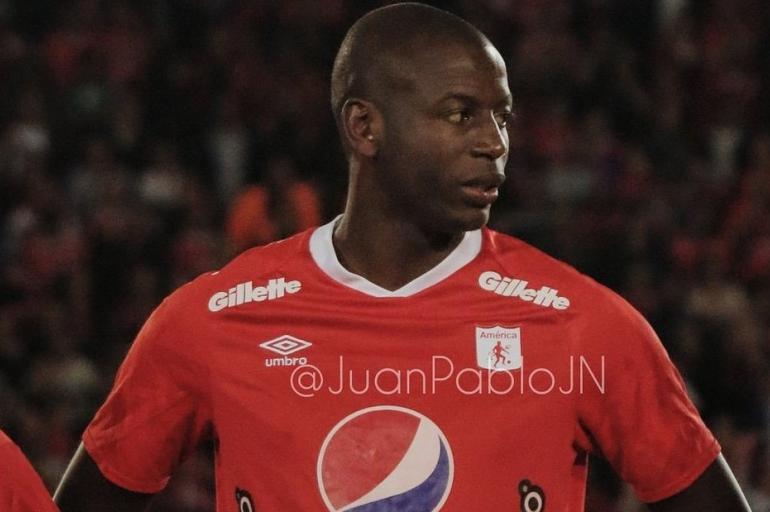 Adrián Ramos América de Cali