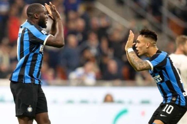 Lukaku y Lautaro Martínez